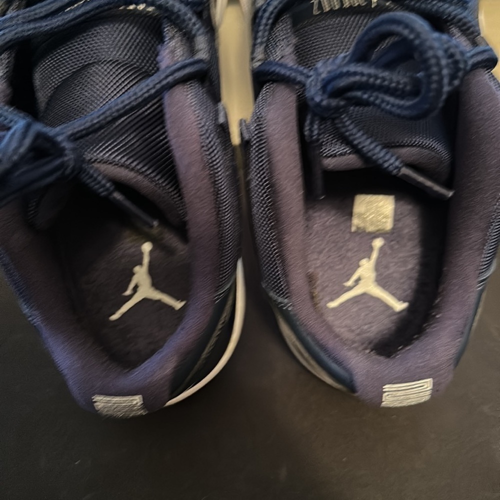 Nike Air Jordan retro XI 11 Low Navy Sz 11 - Picture 6 of 8